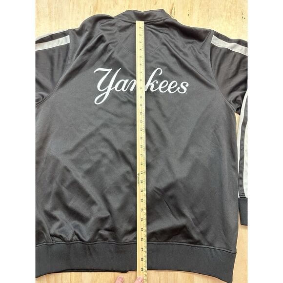 True Fan MLB Genuine Merchandise Yankees Track Jacket XL Black Vintage - Picture 6 of 7